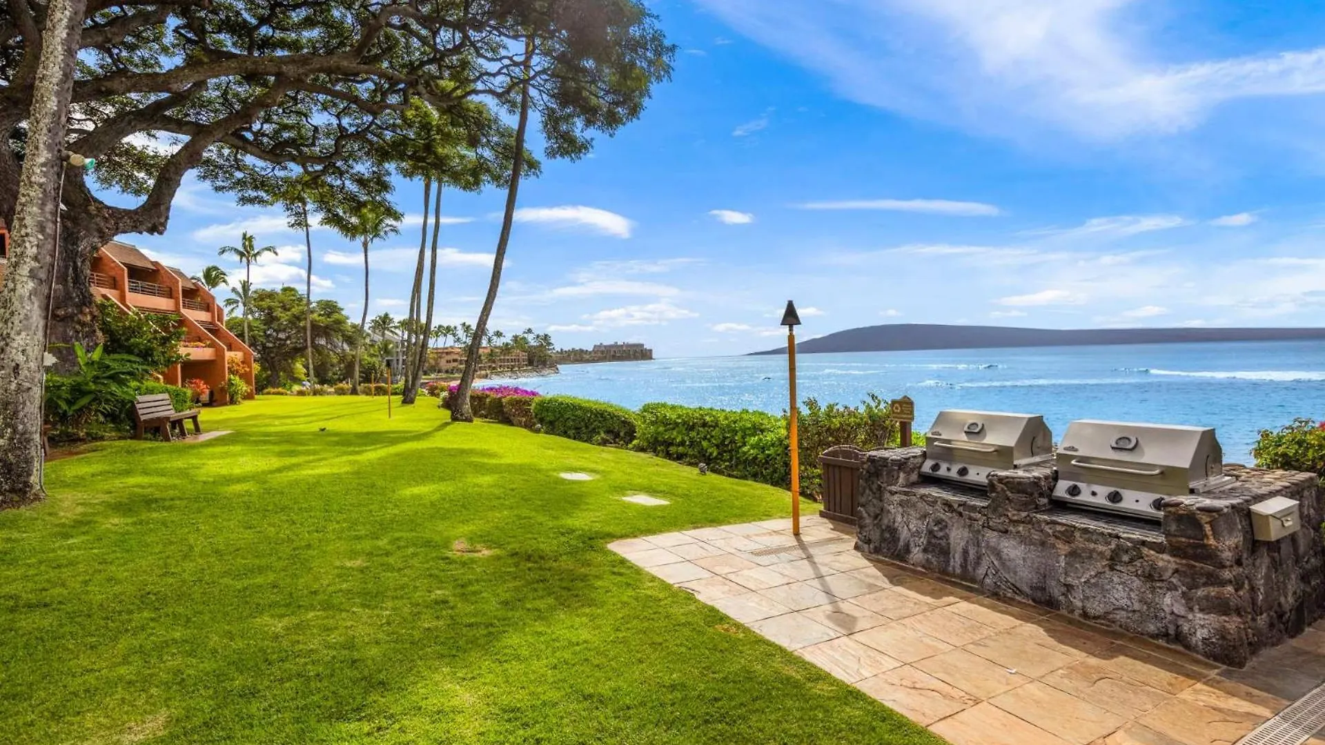 Kuleana Club #707 Oceanfront - 1 Bedroom & 1 Bathroom - Ground Floor Kahana 0*,  USA