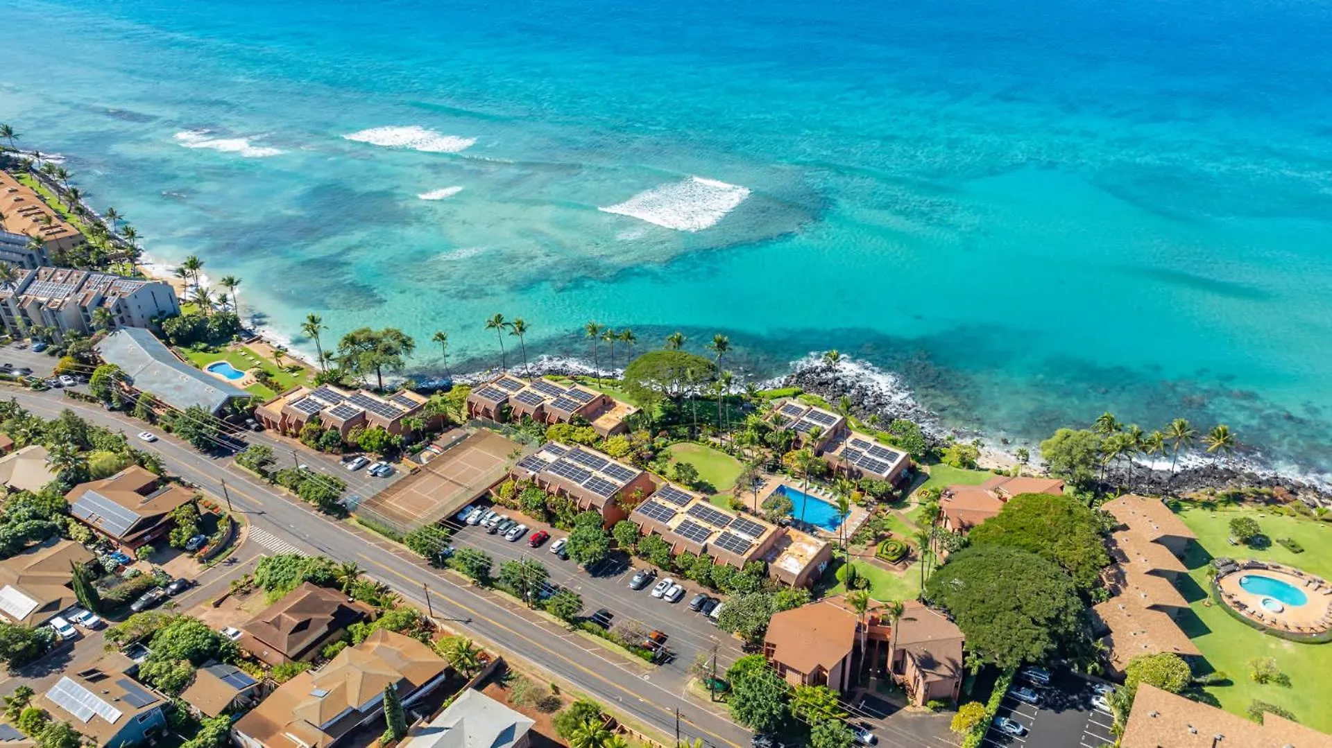 Kuleana Club #707 Oceanfront - 1 Bedroom & 1 Bathroom - Ground Floor Kahana